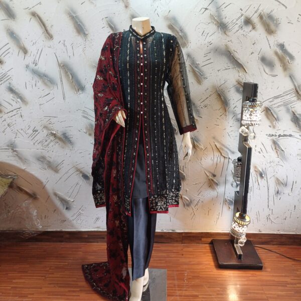Chickne Kari Gawn - Image 2